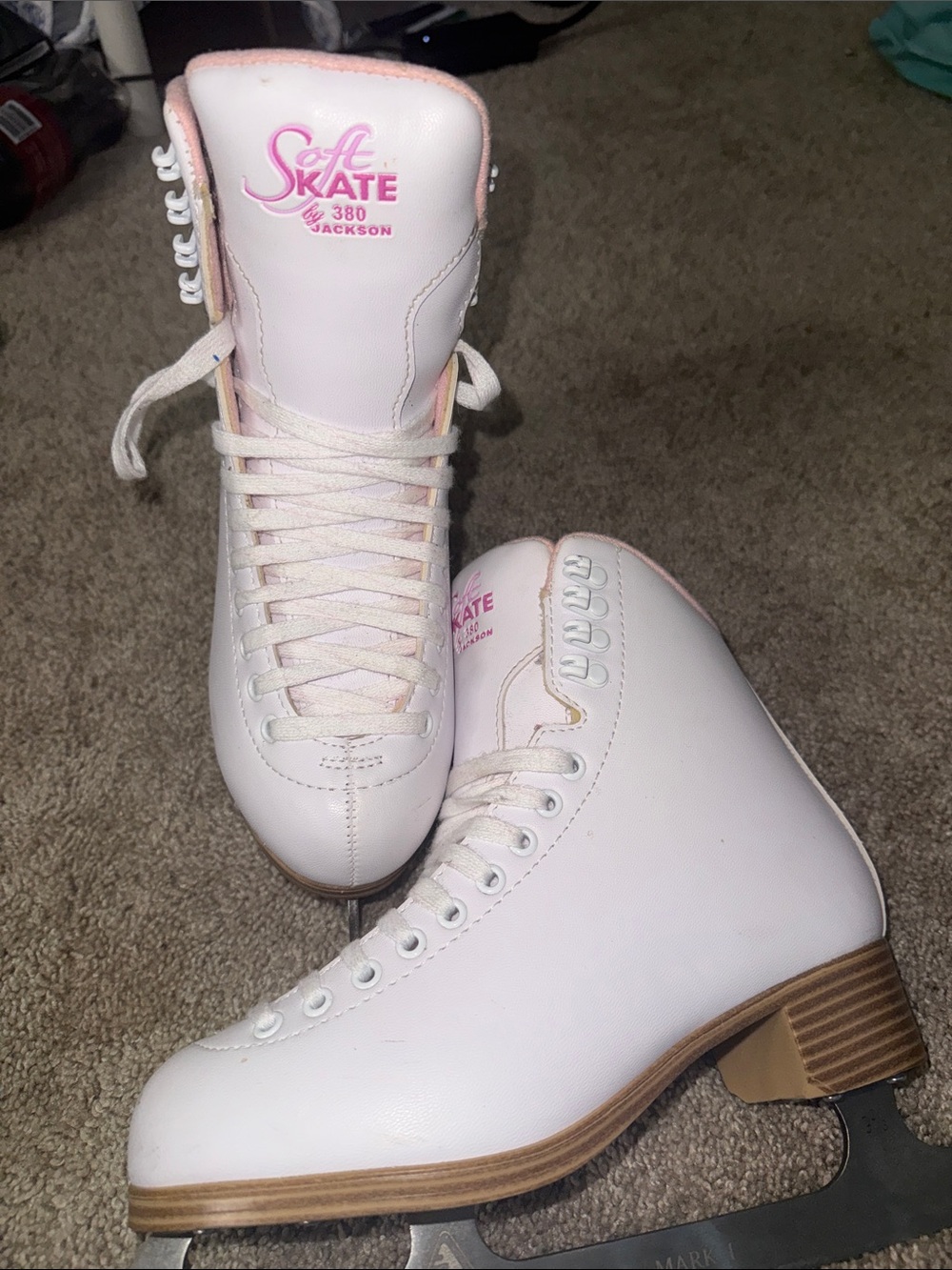 JACKSON White and Pink Women's Heeled Ice Skates